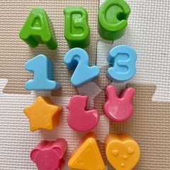 型はめパズルの画像
