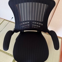 オフィスチェアの画像