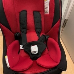 Combi ミニマグランデ レッドルースター　チャイルドシートの画像