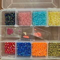 ビーズおまとめ売り　ケース付きの画像