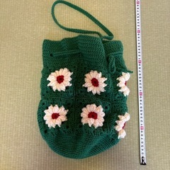 ハンドメイド 緑の花柄巾着袋 約34cmの画像