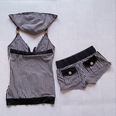 d.i.a フード付き　セットアップ　トップス　ショートパンツの画像