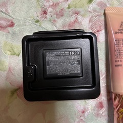 値下げ中✨カバーマーク　CCクリーム　andファンデ　andブラシ　セットの画像
