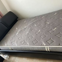 ダブルベットフレームの画像
