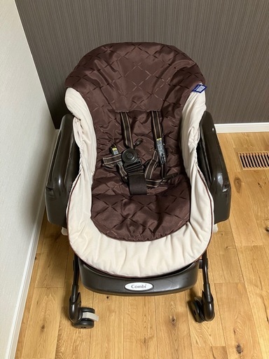 COMBI ネムリラAT BEDi 電動ハイローチェア