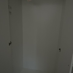 クローゼット　洋服タンス　IKEAの画像