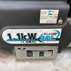取引中　エアーコンプレッサーの画像