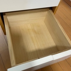 木製　収納棚の画像