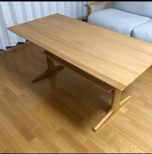 無印良品　オーク材　リビングでもダイニングで使えるテーブル