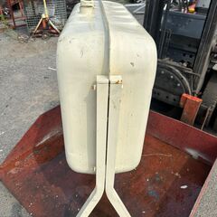 オイルタンク　燃料タンク　灯油タンク　大型　現状販売の画像