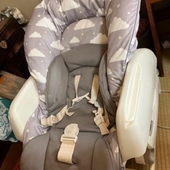コンビ ネムリラ  手動 ハイローチェアの画像
