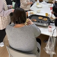簡単な調理員スタッフさんの画像