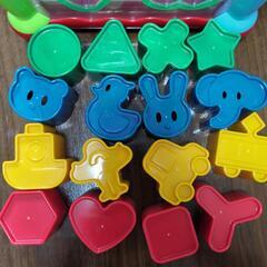 トイローヤル　型はめパズル　知育玩具の画像