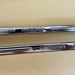 🌈ニッサン⭐️純正ナンバーフレーム⭐️前後2枚セット⭐️NISSAN
の画像