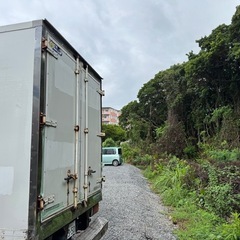 🉐２トン箱車🉐の画像