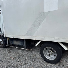 🉐２トン箱車🉐の画像