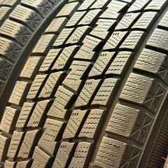 【セール】215/70R16 100Q 4本　グッドイヤー　アイスナビSUVの画像