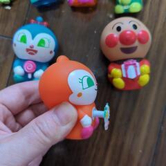 アンパンマン　ガチャガチャ　大量の画像