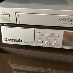 ジャンク扱い！VHSDVDプレーヤーの画像