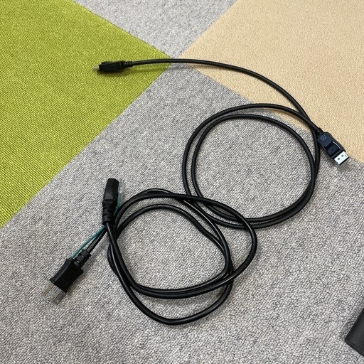 INNOCN 28H2U 28インチ　4Kモニター