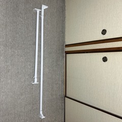 押入れ　突っ張り棒