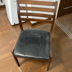 ダイニングテーブル＆チェア5脚の画像
