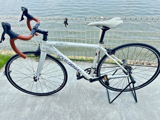 ロードバイク　LOUIS GARNEAU ルイガノ