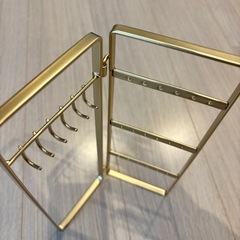 アクセサリー立ての画像