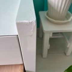 サイドテーブル　シモンズ　ホワイト　お値下げしました！の画像