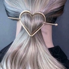 ヘアクリップの画像