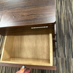 ミシン台　机としても利用可能　折り畳みの画像