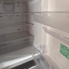 HITACHI 265L 冷蔵庫の画像