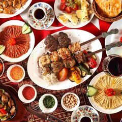 老舗のトルコ料理店　新オープンの銀座の店舗で働いてくださる…