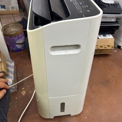 SHARP衣類乾燥除湿機 CV-G120の画像