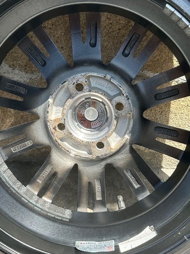 【㊗️ご成約?】【美品 超バリ山】軽自動車用 14インチアルミホイール 2024年第44週製造分 ROADSTONE EUROVIS 