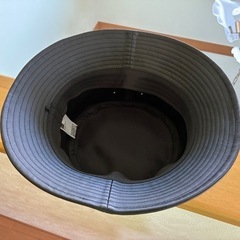 バケットハット レザー 新品未使用 GU 
ユニクロ の画像