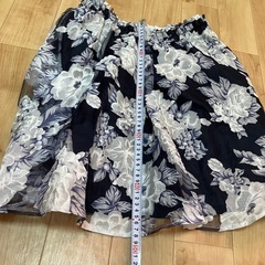 スカート２着　レディースアパレル　7/30までの画像