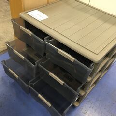 ★リユースのサカイ横浜南店★YM1248  プラスチックチェスト カーキ W74×D70×H63.5 クリーニング済みの画像