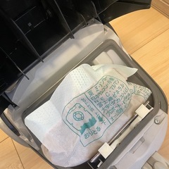 (7月19日午前12時まで取引は可能)Panasonic 掃除機 MC-PB5F 2013年製　  (使用紙バック付き9点付き)の画像