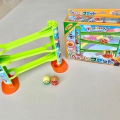 アンパンマンおもちゃ2点セット　NEW!にぎって!おとして!光るくるコロタワー　それいけ!コロロンパーク　NEWベーシックセットの画像