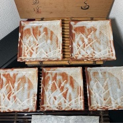配送可能　戸松万典　鼡志野　銘々皿　5枚　共箱 銘々皿 和食器 骨董 五客　陶印有り　アンティーク　古道具　作家物　茶道具　懐石道具 の画像