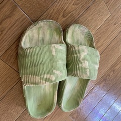 Adidas サンダル グリーン マーブル柄の画像