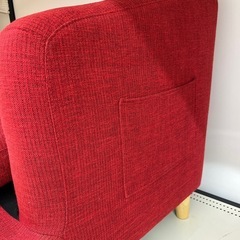 カウチソファー ファブリック レッドをご紹介します！！の画像