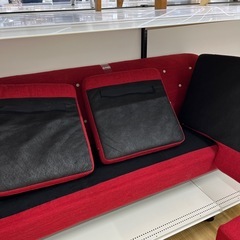 カウチソファー ファブリック レッドをご紹介します！！の画像