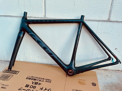 フェルトFELT F FRD フレームセット　／　スペシャライズド　 SPECIALIZED S-WORKS カーボンフレーム