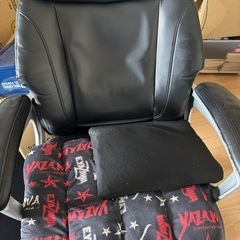 スチール製デスク、チェアの画像