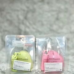 【新品未使用】【シリコンリップ付き】【TIRTIRミニプランパー付き】hince ヒンスデューイーボールキーリングポーチの画像