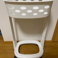 洗濯かごの画像