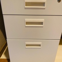 取引き決定0円　デスクワゴン　ホワイトの画像