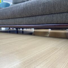 【リユースのサカイ野々市店】三人掛けソファー 茶色 W(幅)170×D(奥行き)75×H(高さ)95cm ※クリーニング済みの画像